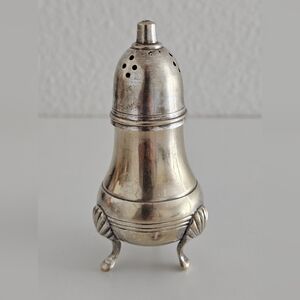 Antique 3 Leg Sterling Silver Plate Salt Pepper Shaker Decorative Cute Vintage